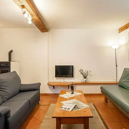 Casa Con Jardín En Cantabria Cerca De La Playa El Porton
