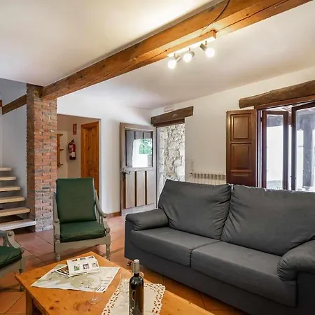 Casa Con Jardin Cerca De La Playa El Porton Dağ evi