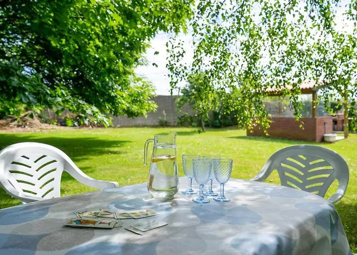 Casa Con Jardin Cerca De La Playa - El Porton *