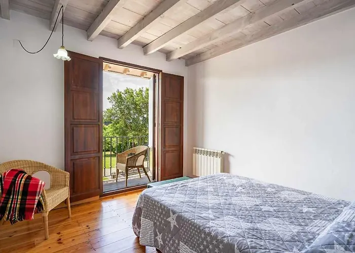 Ruralia Casa Rural con jardín cerca de la playa El Portón Miengo