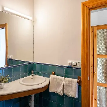 Casa Con Jardín Cerca De La Playa El Porton Chalé